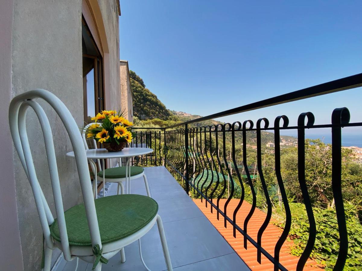 Achille Home B&B Sorrento Exterior photo